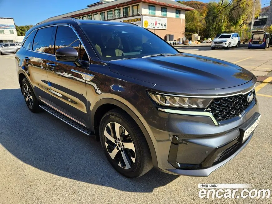 Kia Sorento — фото 7