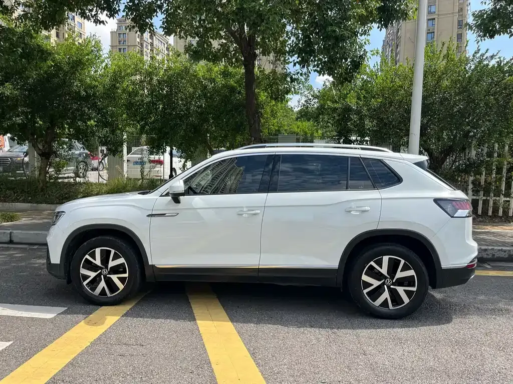 Volkswagen Tayron 2023 из CN, фото 4