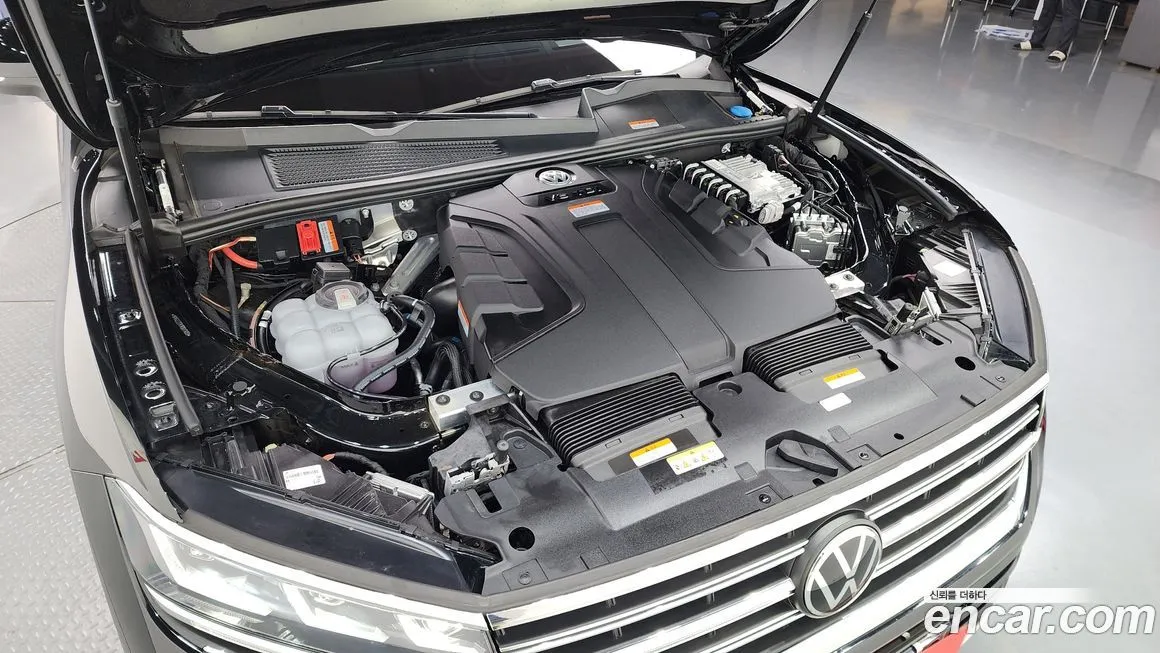 Volkswagen Touareg 2024 из KR, фото 6