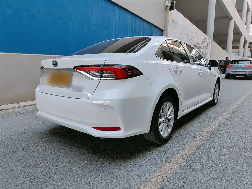 Toyota Corolla 2022 из CN, фото 10