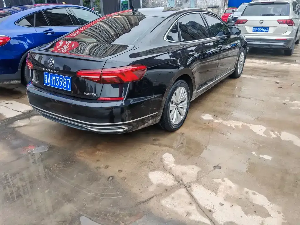 Volkswagen Passat 2021 из CN, фото 4
