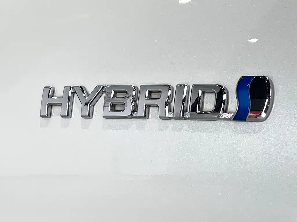 Toyota Alphard 2023 из CN, фото 10