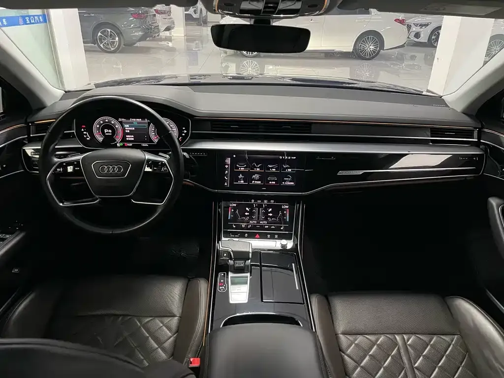 Audi A8 2021 из CN, фото 4