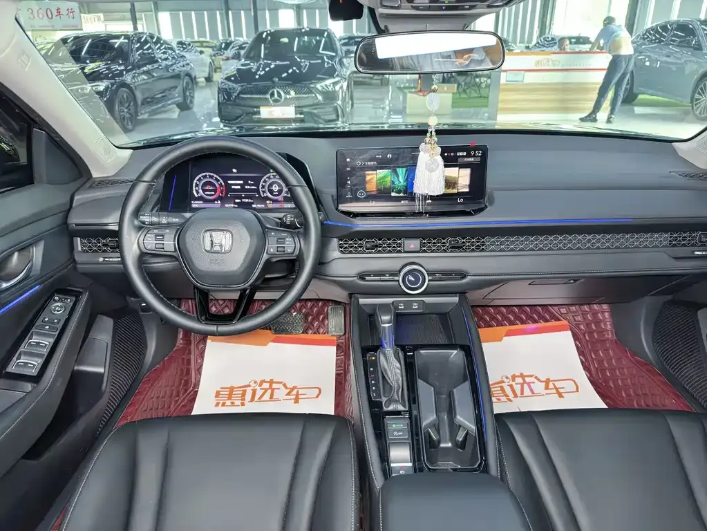 Honda Accord — фото 6