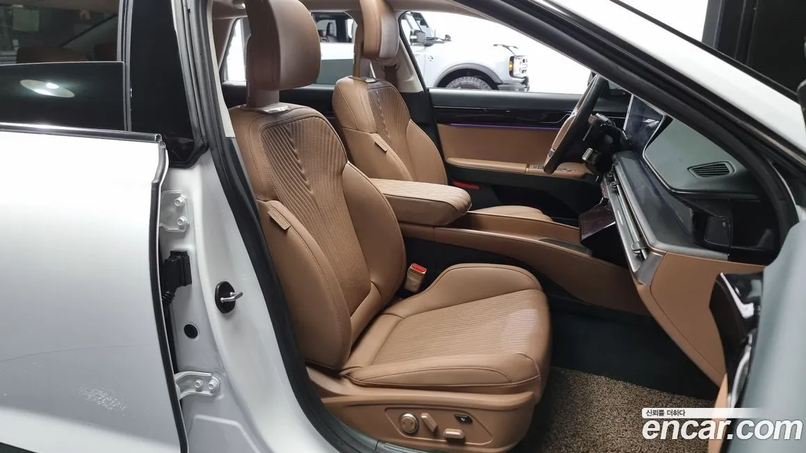 Hyundai Grandeur — фото 10