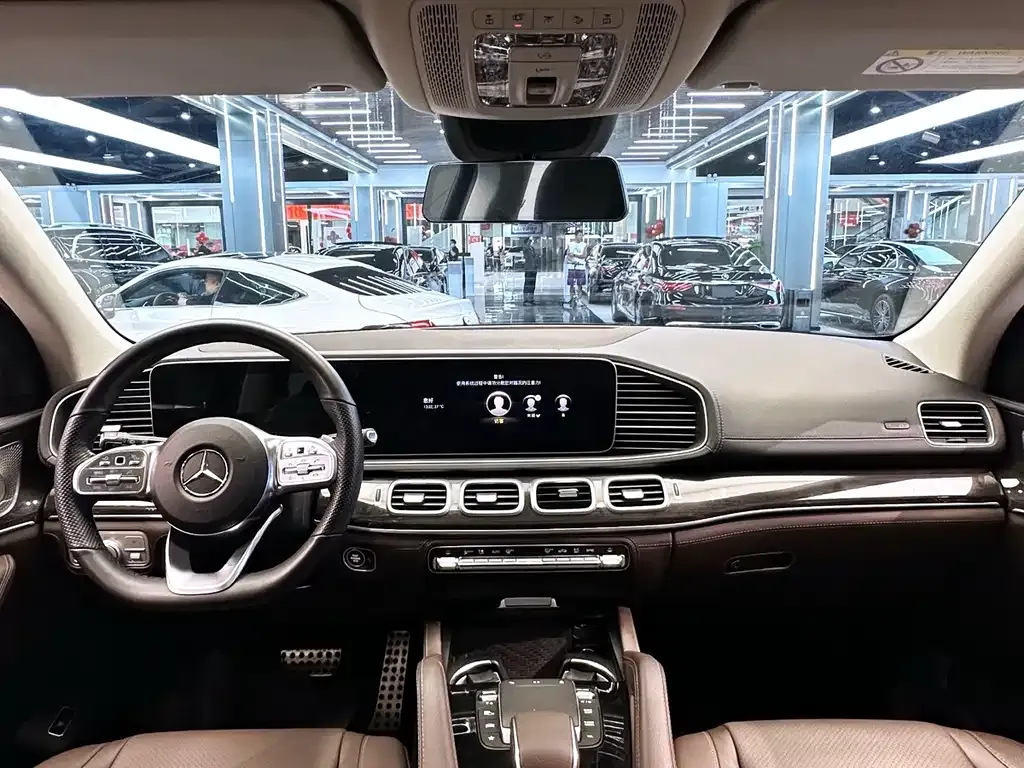 Mercedes-Benz GLS 2023 из CN, фото 4