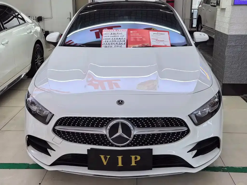 Mercedes-Benz A-Class 2023 из CN, фото 2