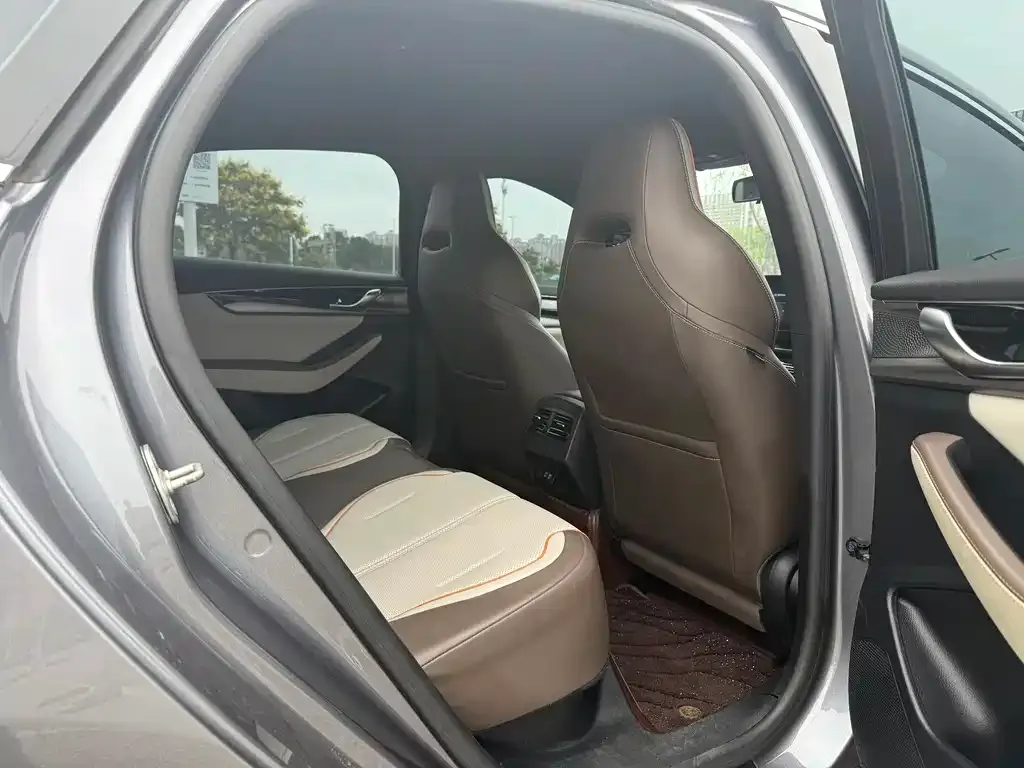 BYD Qin PLUS 2023 из CN, фото 4