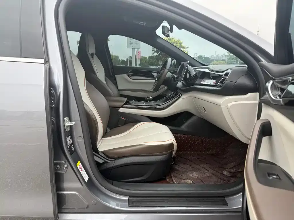 BYD Qin PLUS 2023 из CN, фото 6