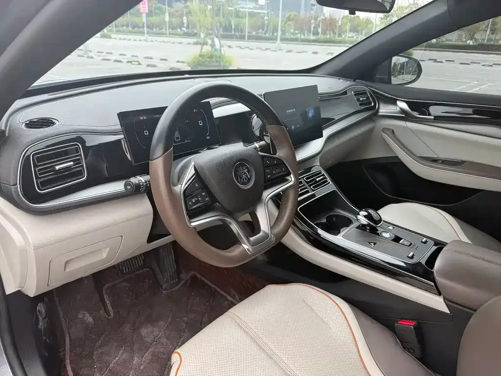 BYD Qin PLUS 2023 из CN, фото 7