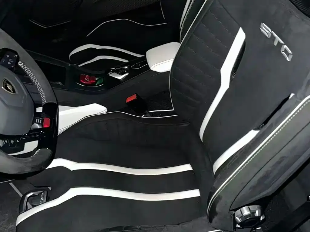 Lamborghini Huracan 2022 из CN, фото 2