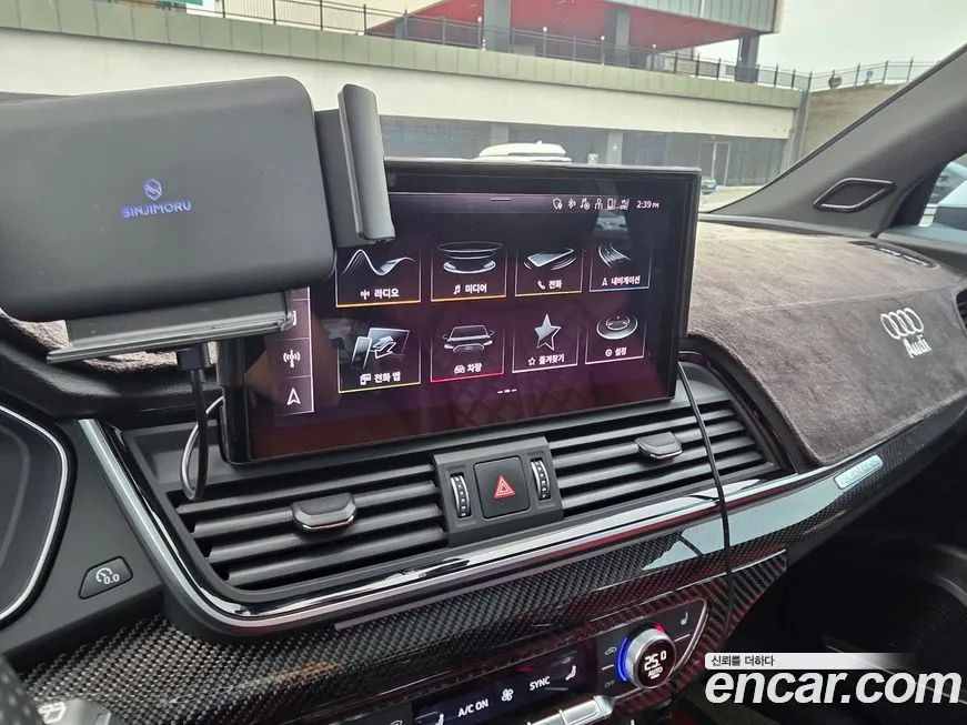 Audi SQ5 2021 из KR, фото 10
