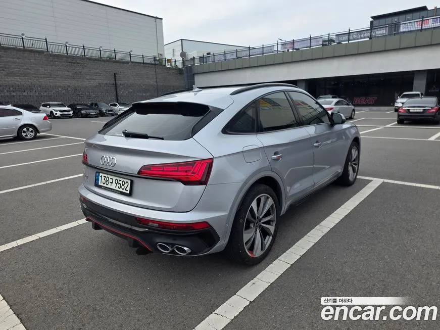 Audi SQ5 2021 из KR, фото 6