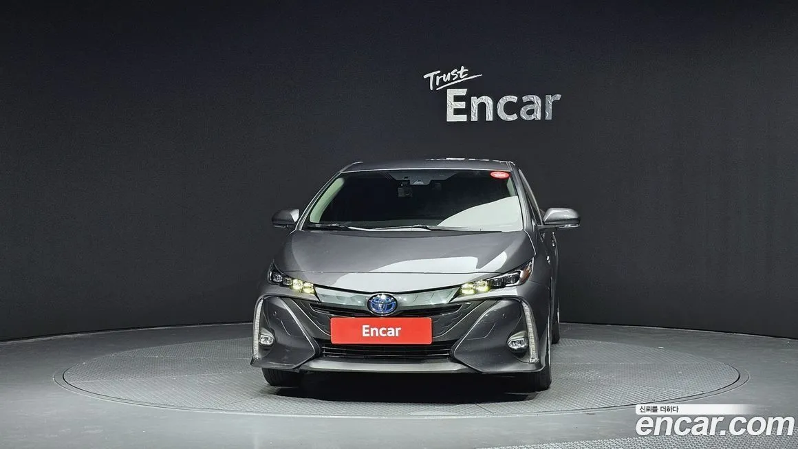 Toyota Prius 2021 из KR, фото 3