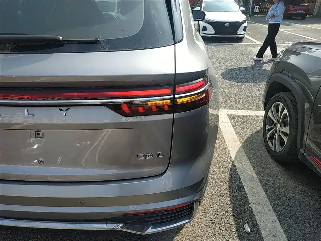 Geely Xingyue L 2022 из CN, фото 8