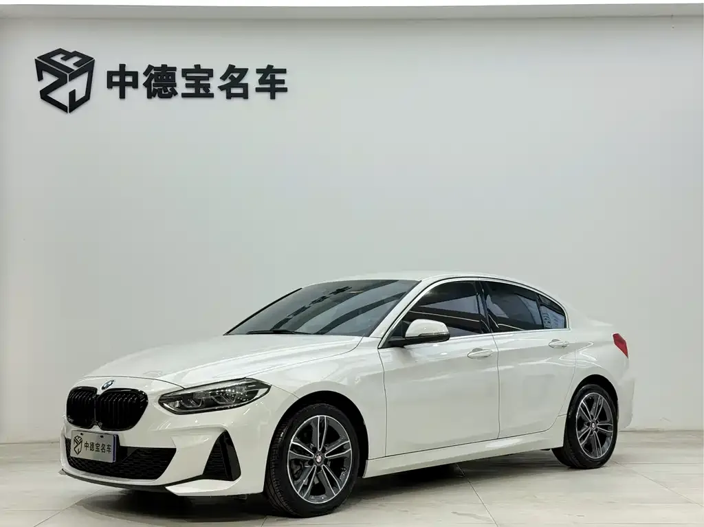 BMW 1 Series — фото 1