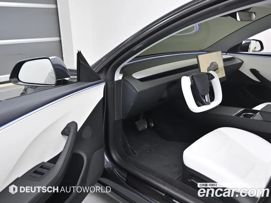 Tesla Model 3 2024 из KR, фото 10