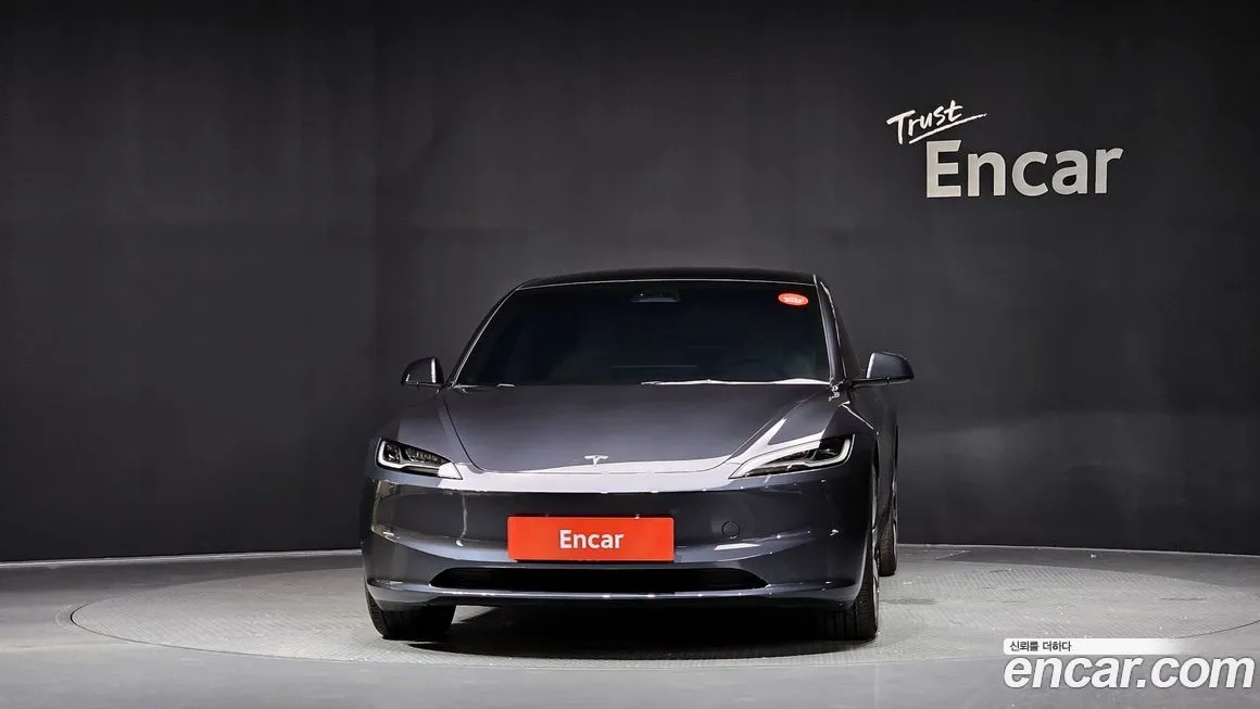 Tesla Model 3 2024 из KR, фото 3