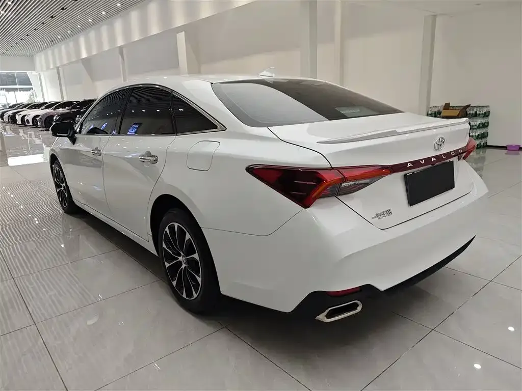 Toyota Avalon 2024 из CN, фото 7