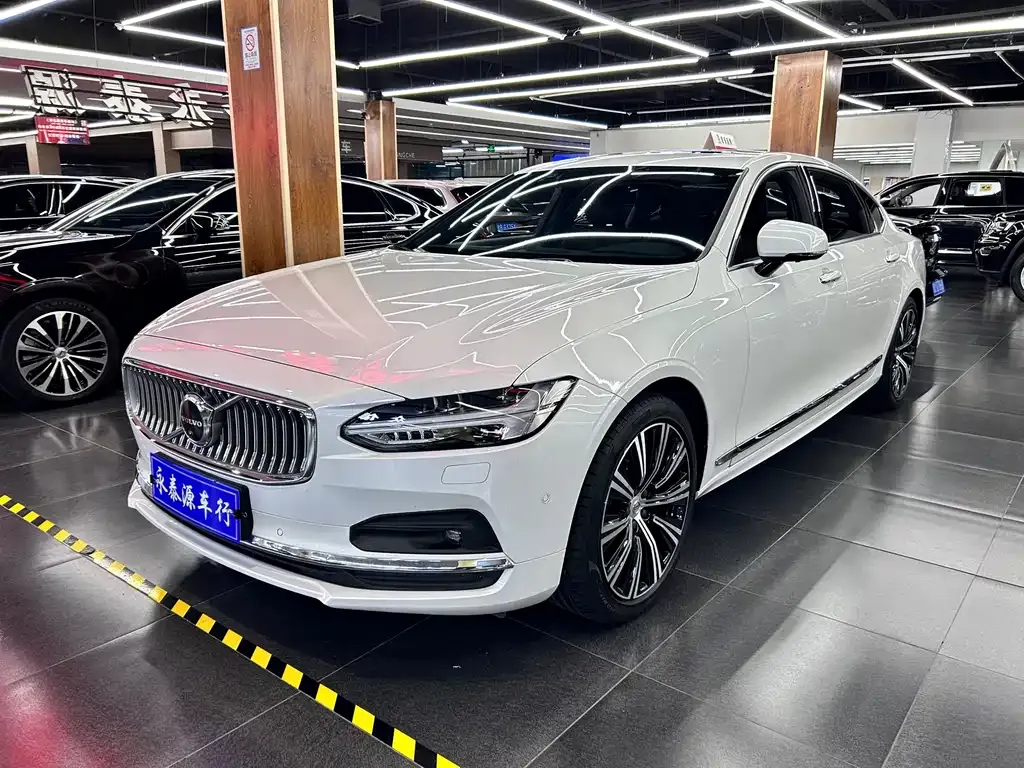 Volvo S90 2021 из CN, фото 1