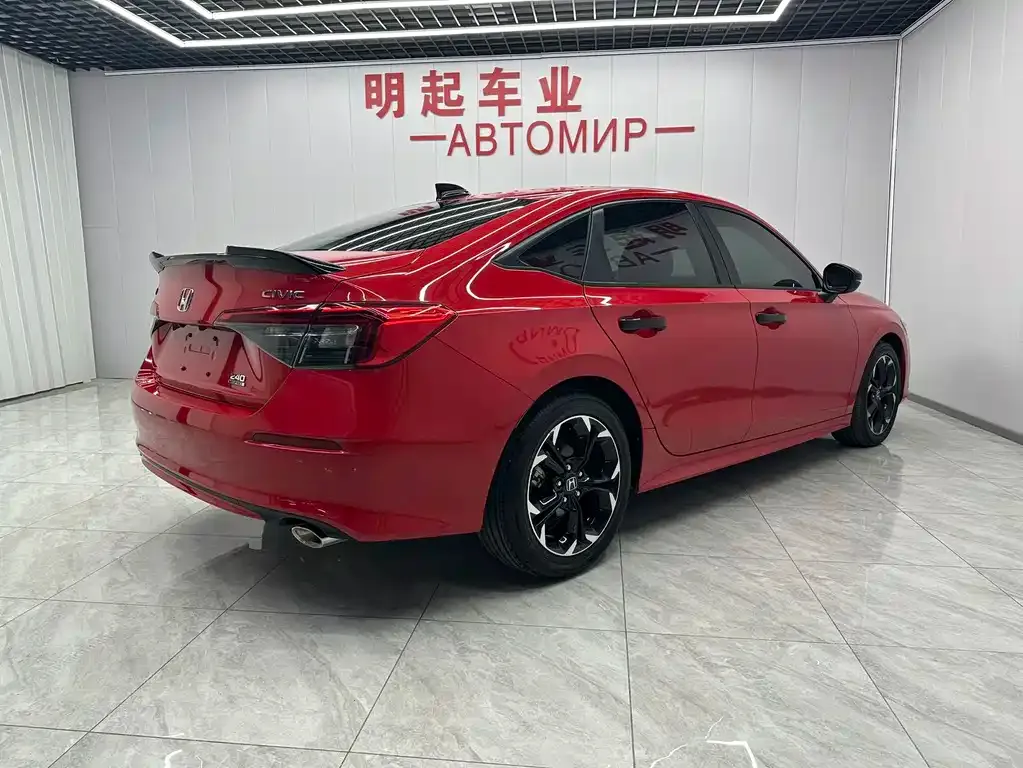 Honda Civic — фото 7