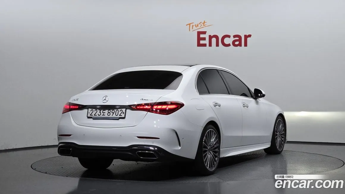 Mercedes-Benz C-Class 2024 из KR, фото 2