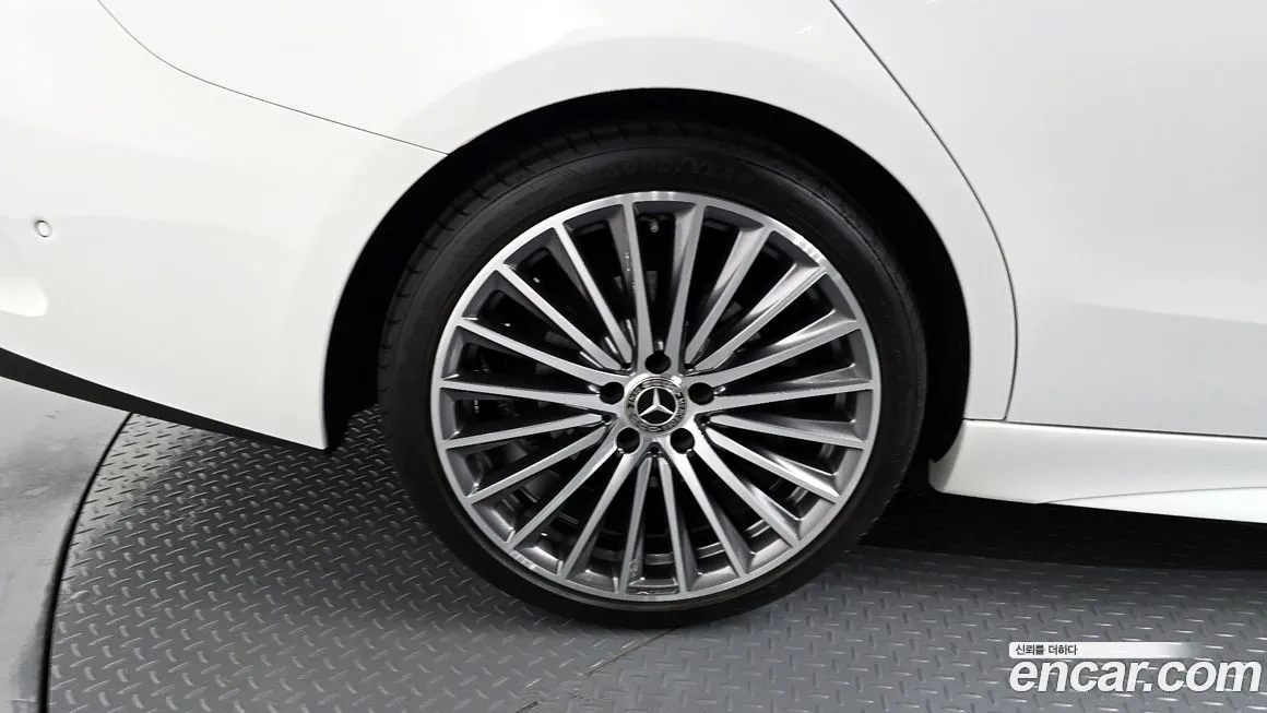 Mercedes-Benz C-Class 2024 из KR, фото 5