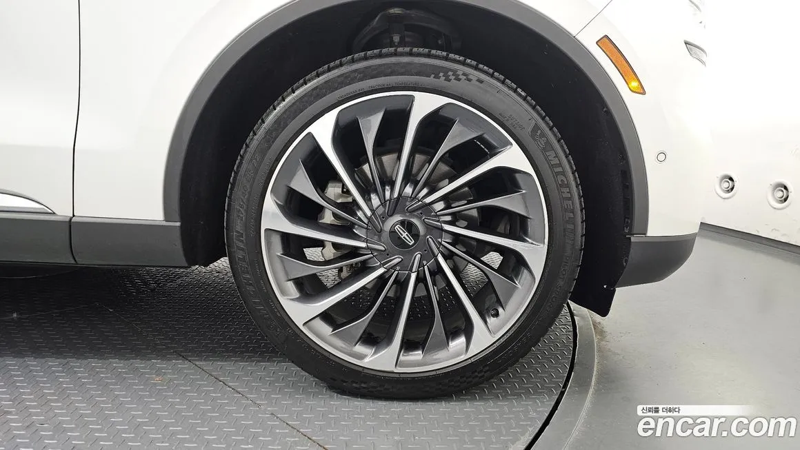 Lincoln Aviator 2021 из KR, фото 5