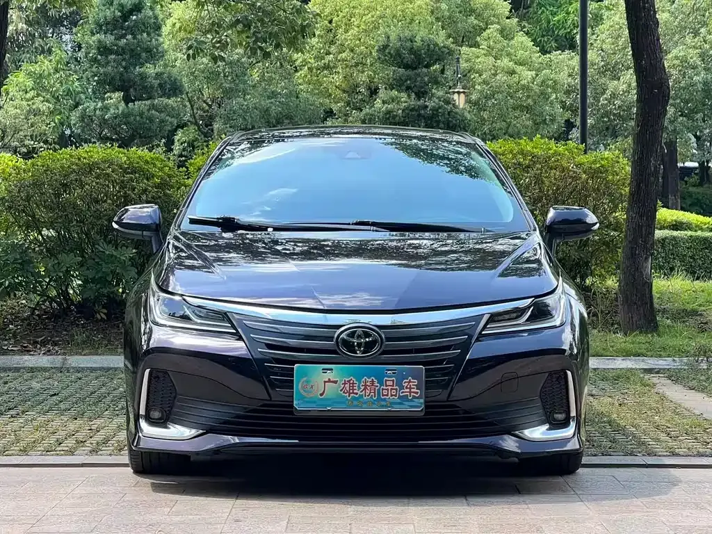 Toyota Allion — фото 5
