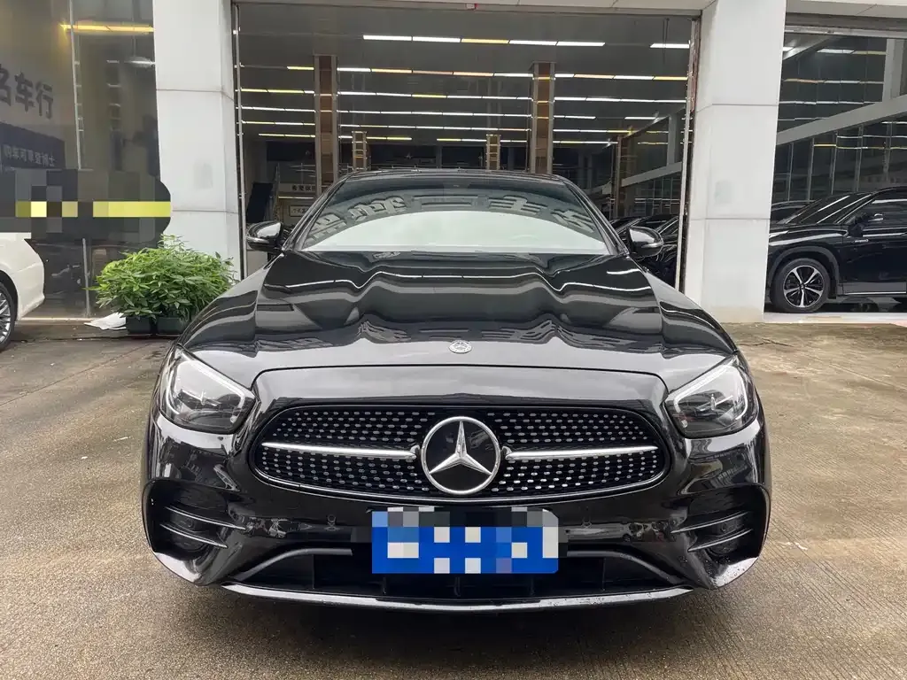 Mercedes-Benz E-Class (Import) — фото 2