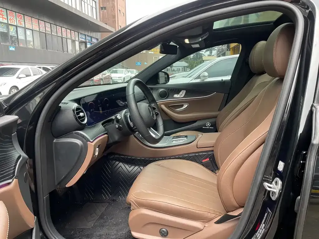 Mercedes-Benz E-Class (Import) — фото 4