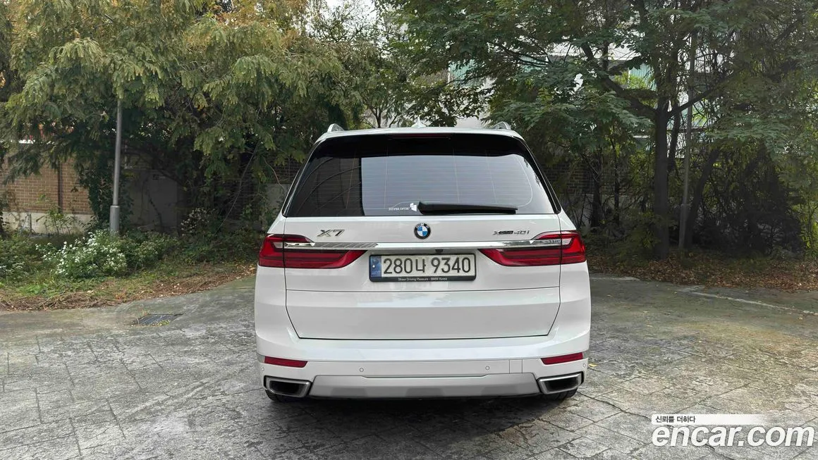 BMW X7 — фото 2