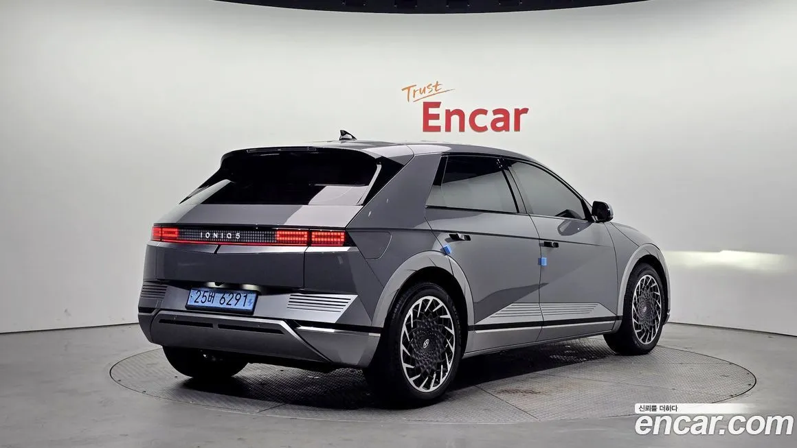 Hyundai Ioniq5 — фото 2