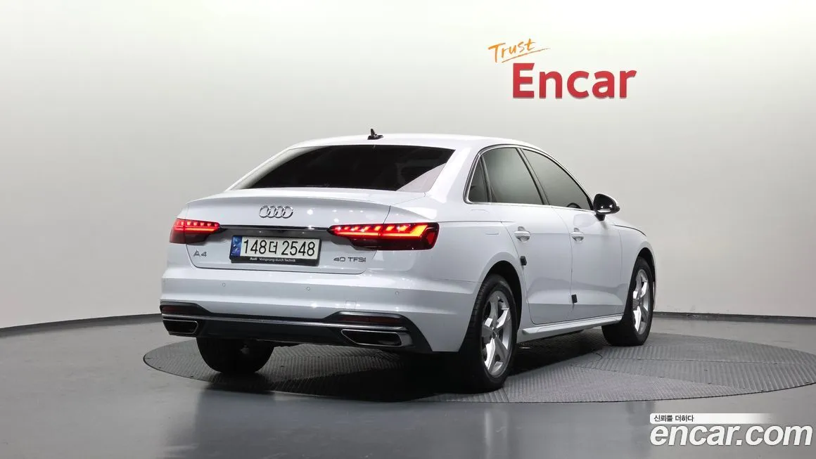 Audi A4 2021 из KR, фото 2