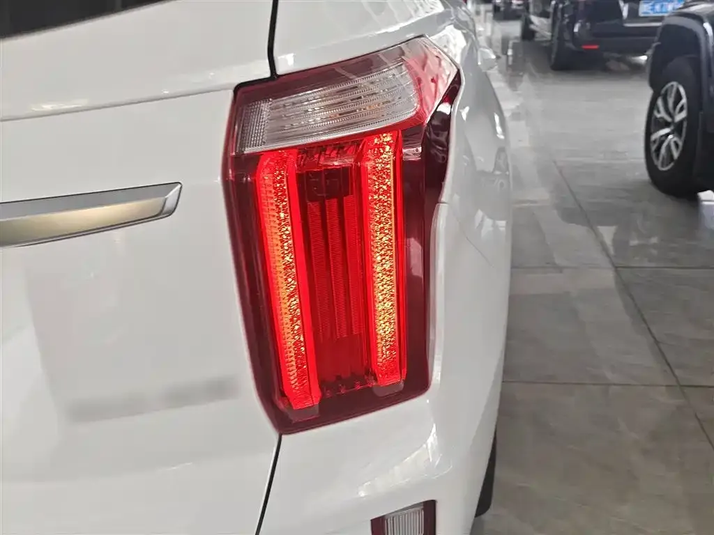 Kia Sportage 2024 из CN, фото 8