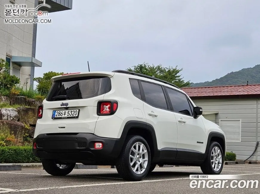 Jeep Renegade 2022 из KR, фото 4