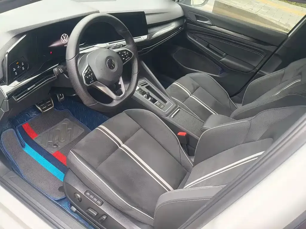 Volkswagen Golf 2022 из CN, фото 4