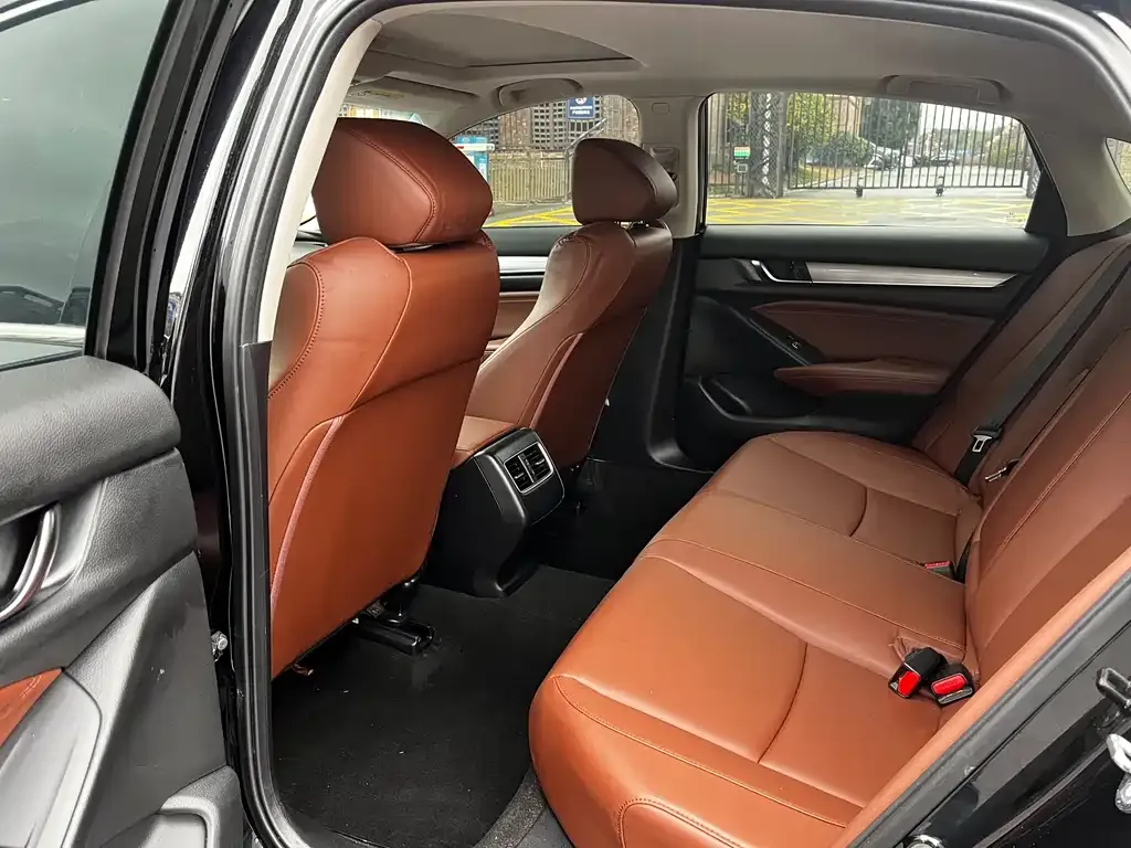 Honda Inspire 2021 из CN, фото 7