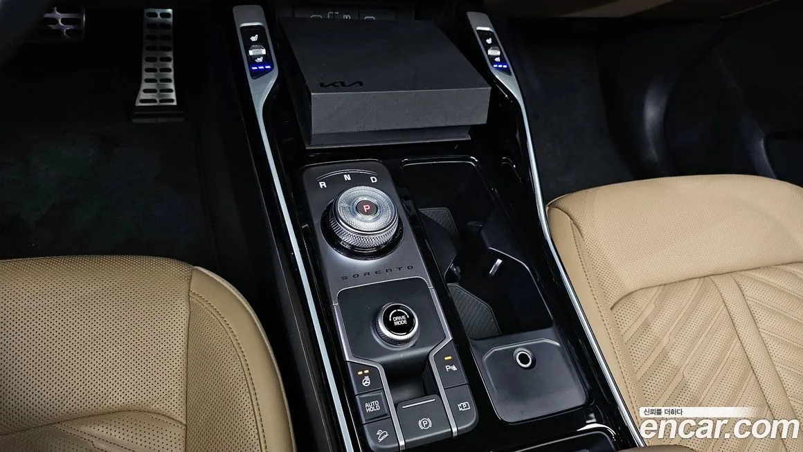 Kia Sorento — фото 9