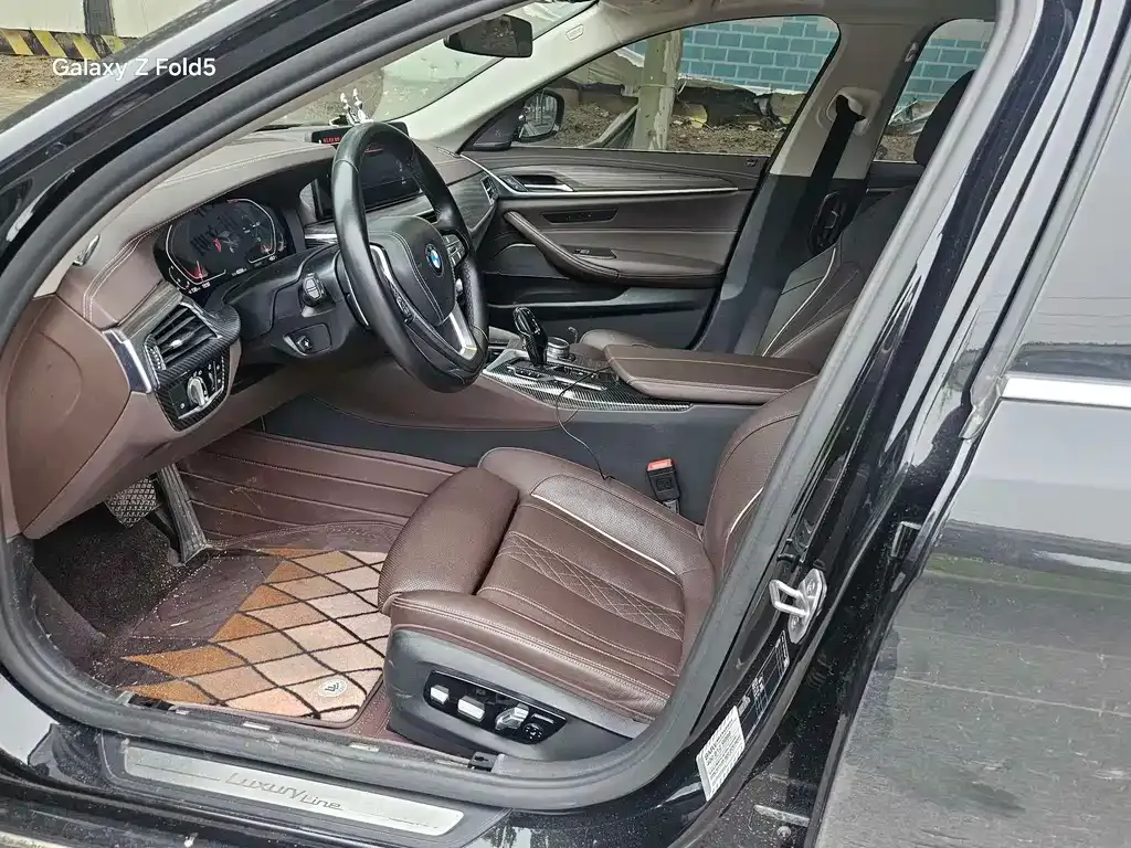 BMW 5 Series 2022 из CN, фото 6