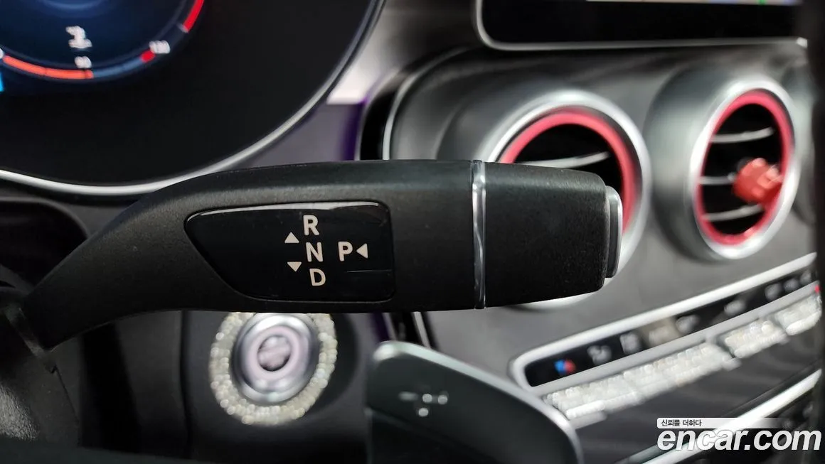 Mercedes-Benz C-Class 2021 из KR, фото 9