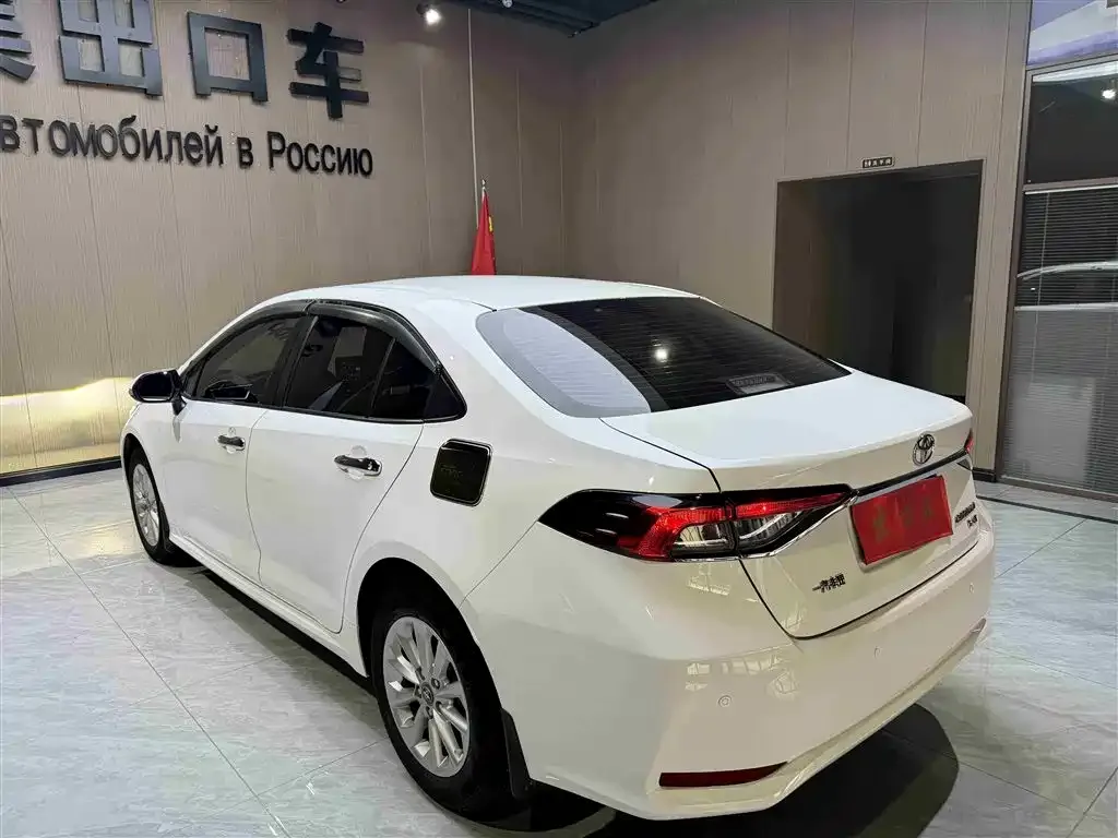 Toyota Corolla 2021 из CN, фото 6