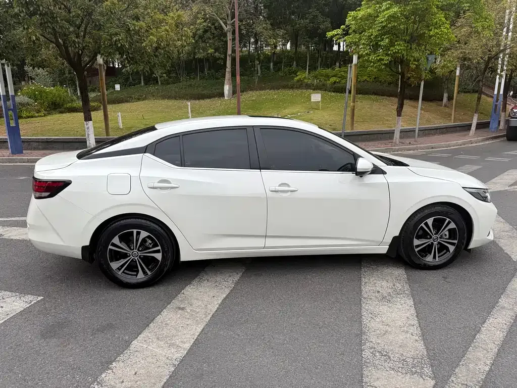 Nissan Sylphy 2023 из CN, фото 5