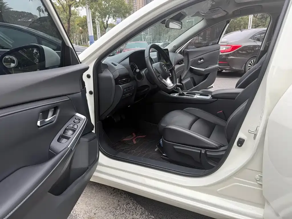 Nissan Sylphy 2023 из CN, фото 6