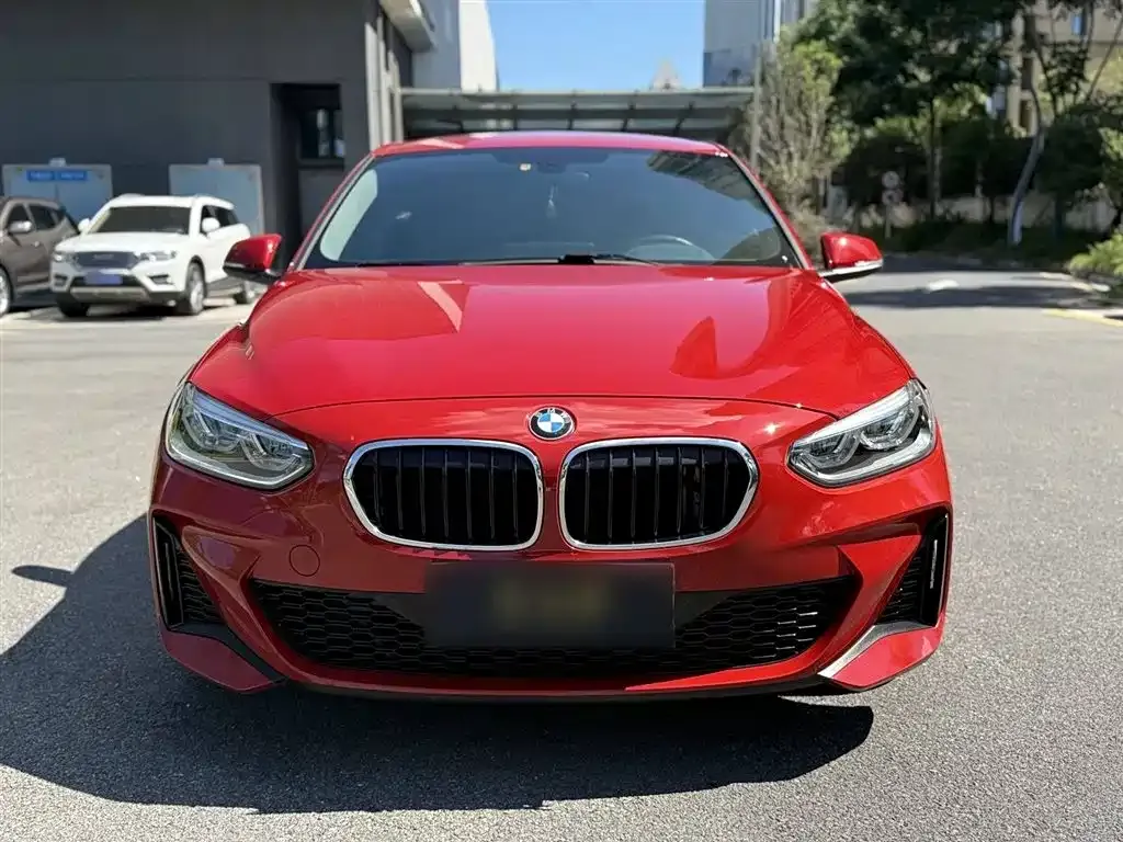 BMW 1 Series 2021 из CN, фото 4
