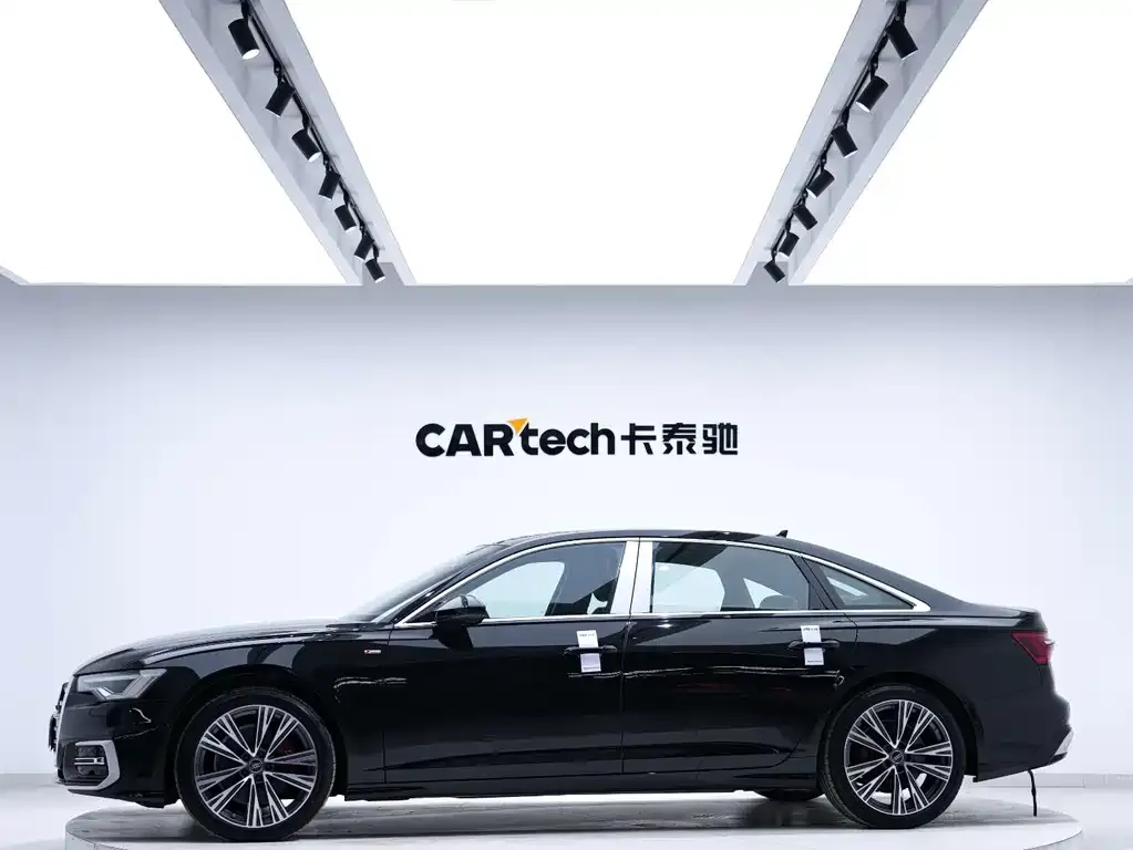 Audi A6L 2024 из CN, фото 2