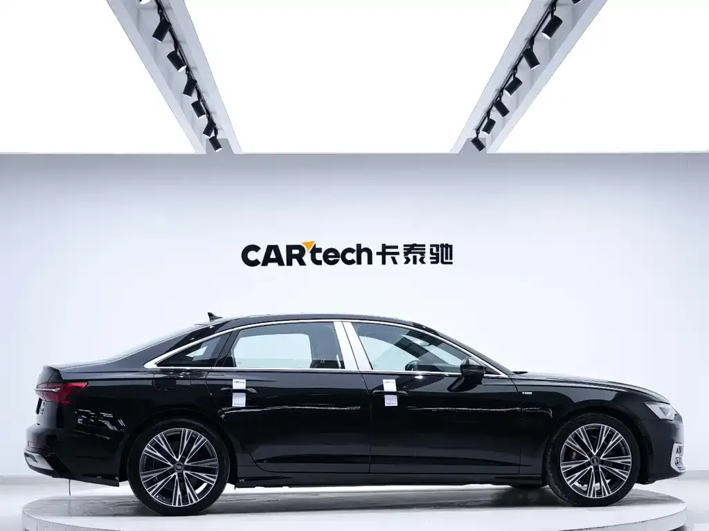 Audi A6L 2024 из CN, фото 4
