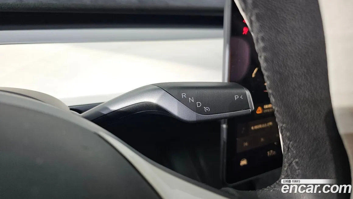 Tesla Model 3 — фото 9