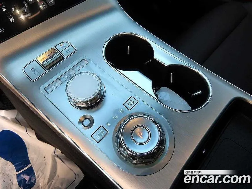 Genesis GV70 — фото 10