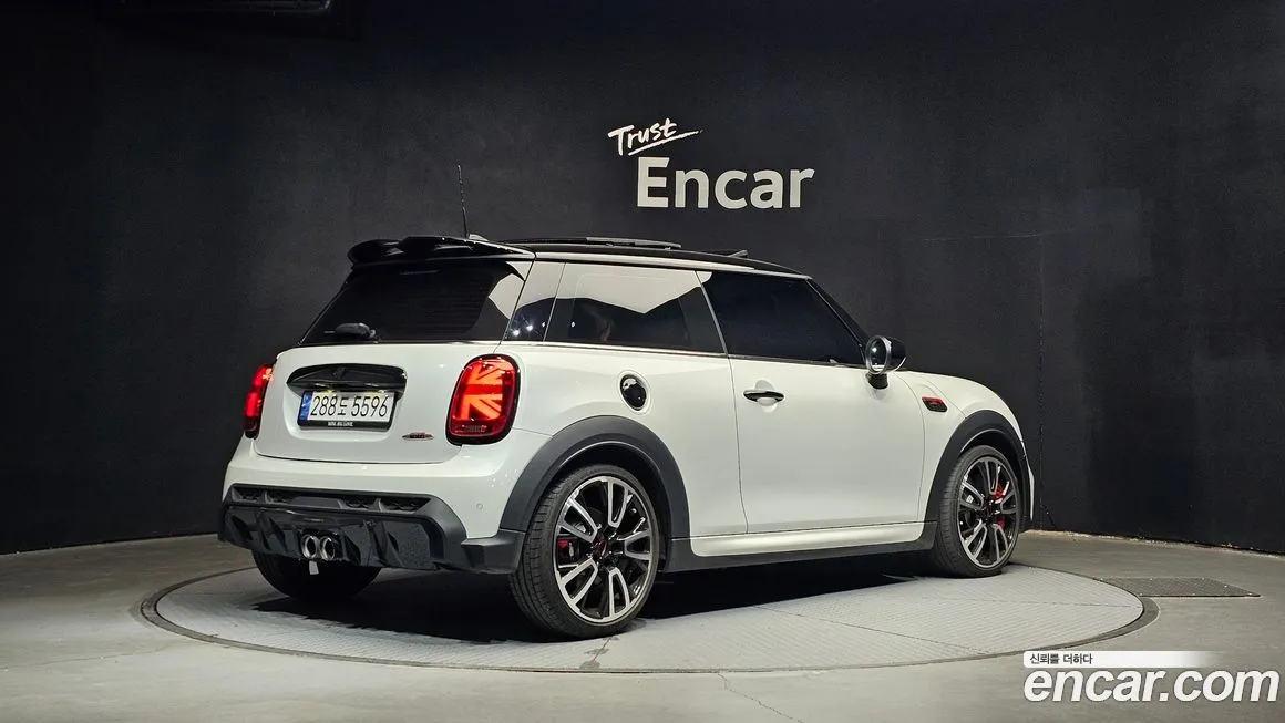 Mini Cooper 2024 из KR, фото 2